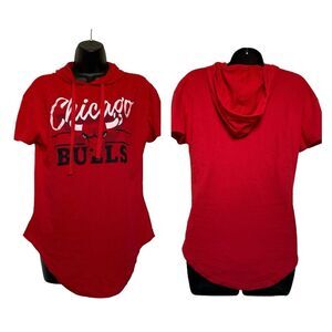 NBA Chicago Bulls Women’s T-Shirt Hoodie Red Sz M